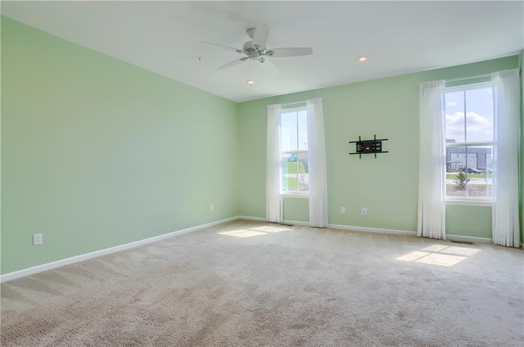 2016 Cade Drive Monaca, PA 15061 - Photo 11 of 47
