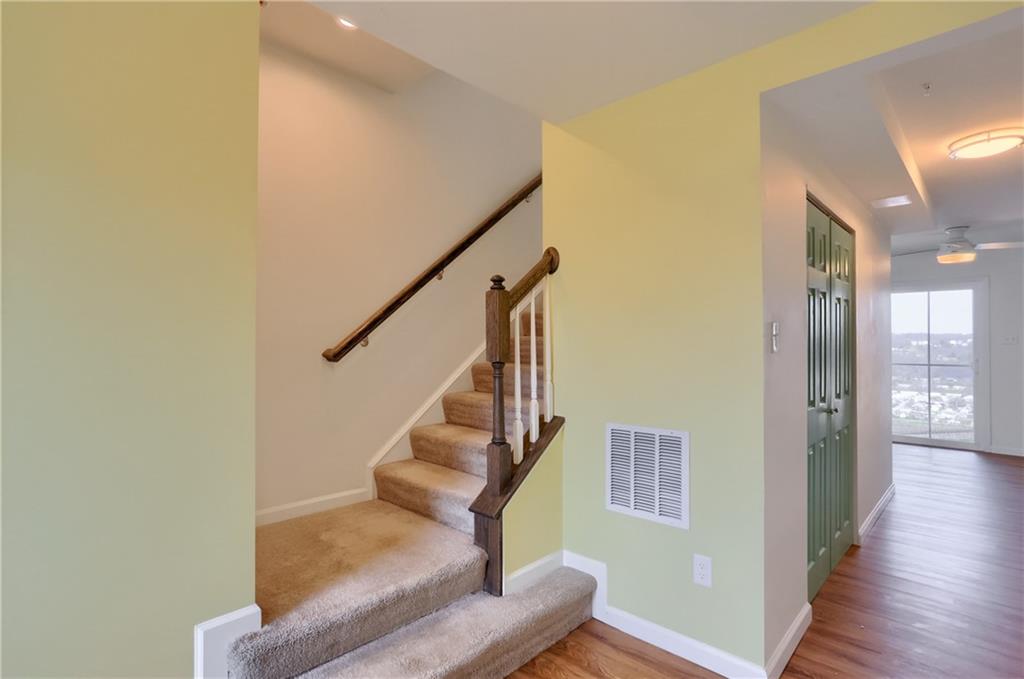 2016 Cade Drive Monaca, PA 15061 - Photo 3 of 47