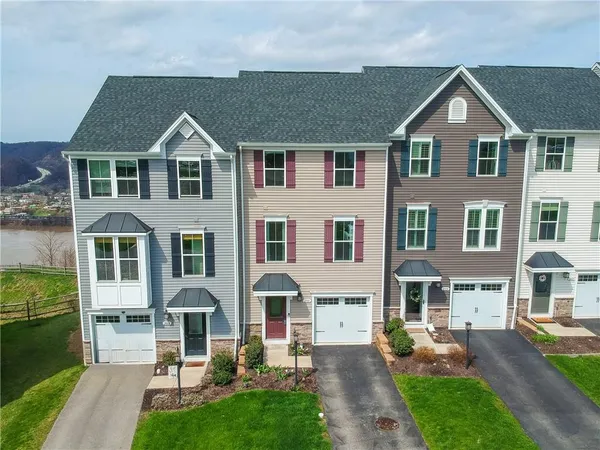 $289,000 | 2016 Cade Drive, Monaca, PA 15061