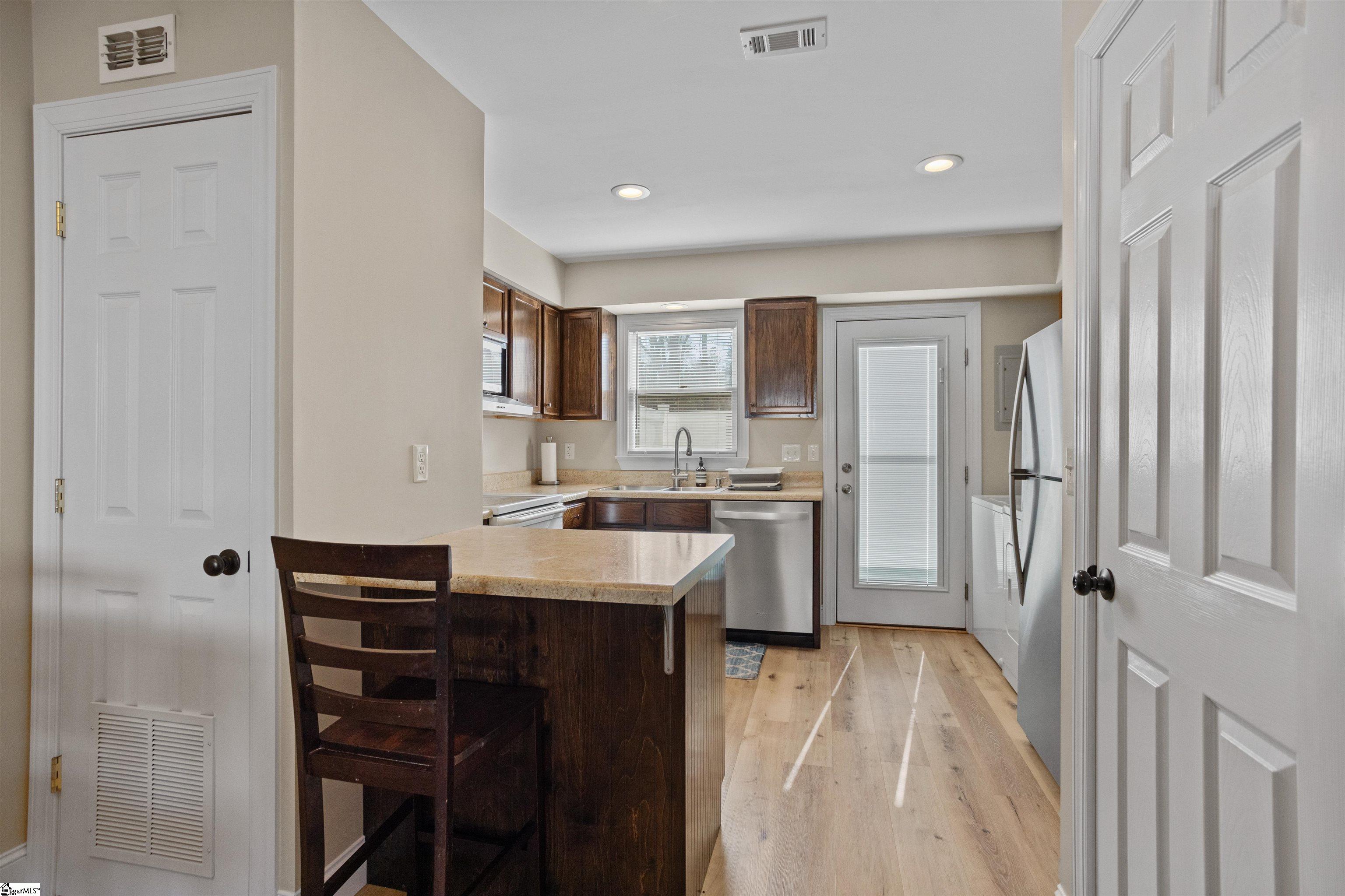 2016 Spring Wood Drive Mauldin, SC 29662 - Photo 21 of 30