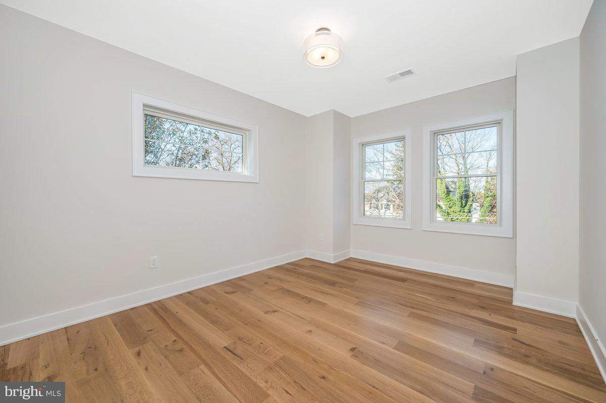 2604 Ross Road Chevy Chase, MD 20815 - Photo 20 of 41