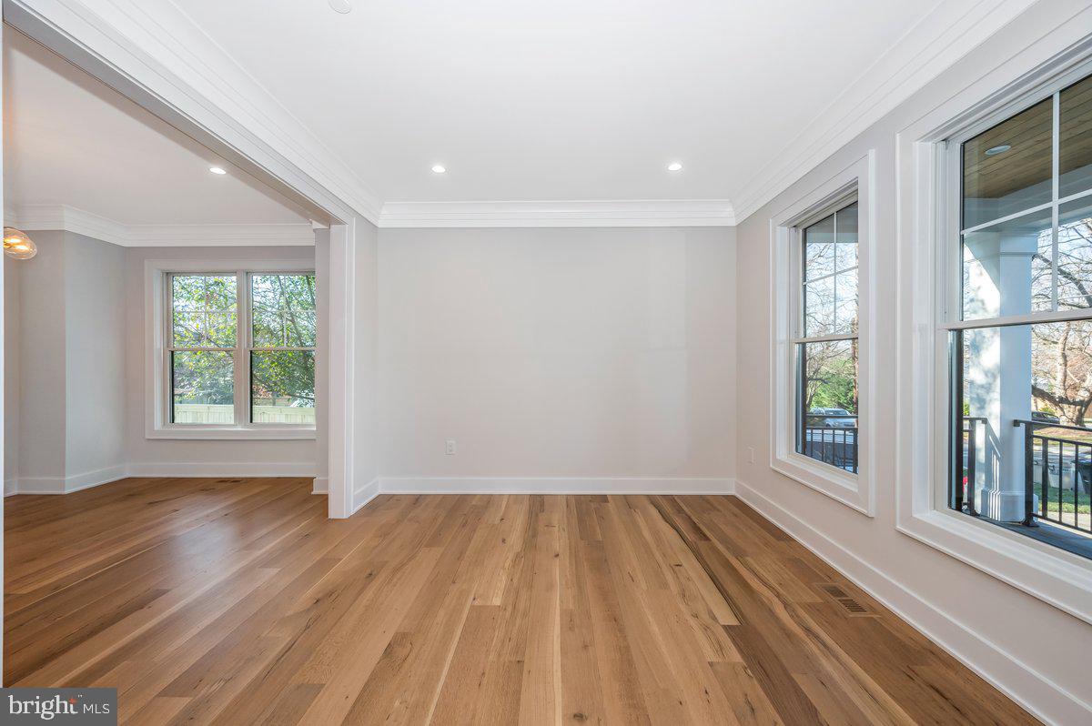 2604 Ross Road Chevy Chase, MD 20815 - Photo 7 of 41