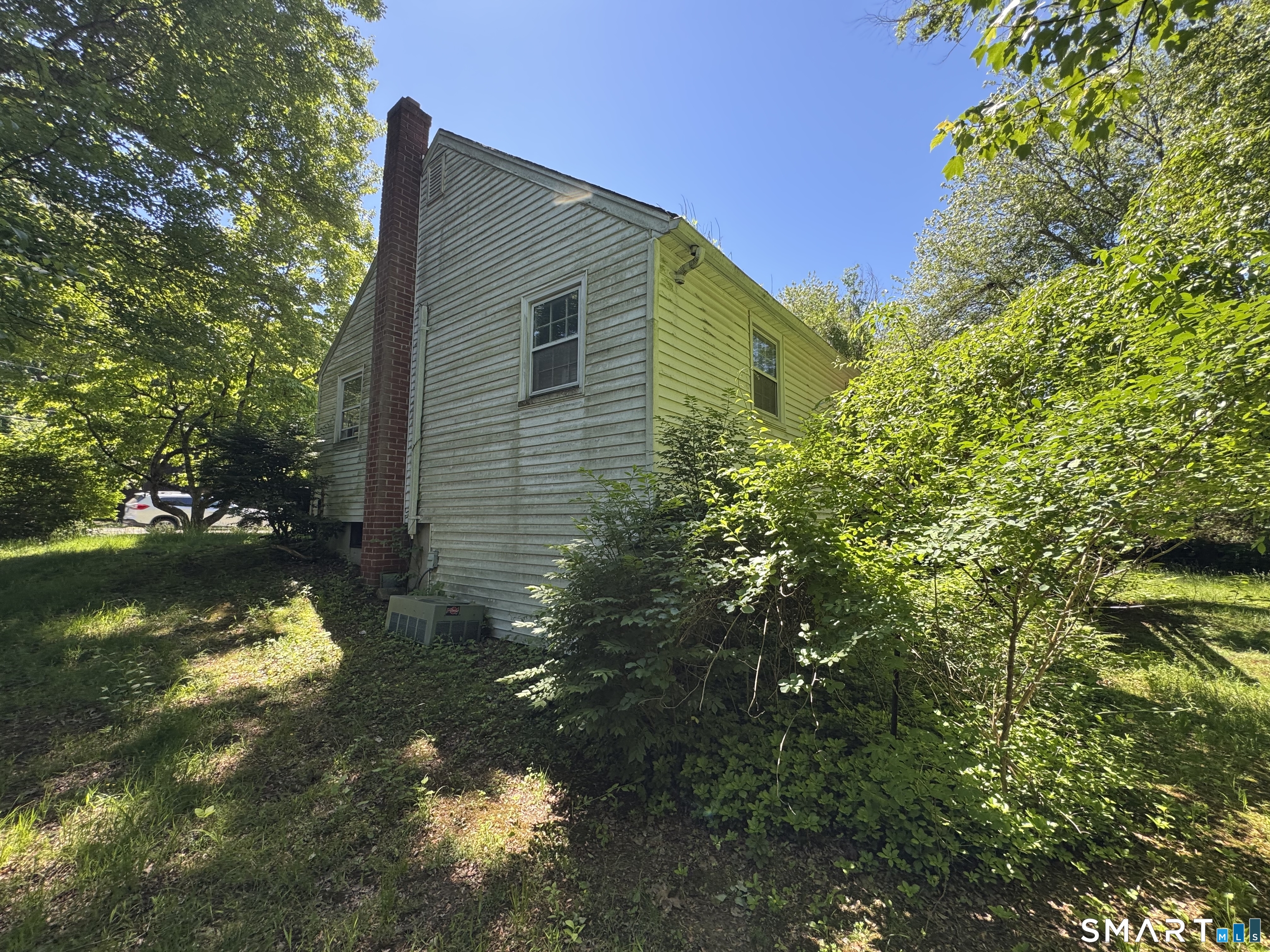 513 Essex Road Westbrook, CT 06498 - Photo 5 of 33