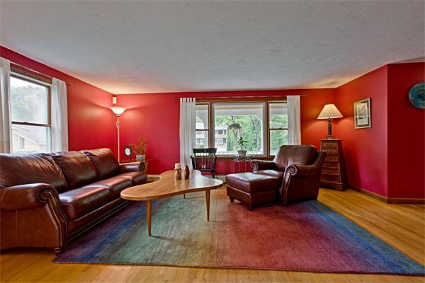 36 Joseph Road Framingham, MA 01701 - Photo 5 of 21