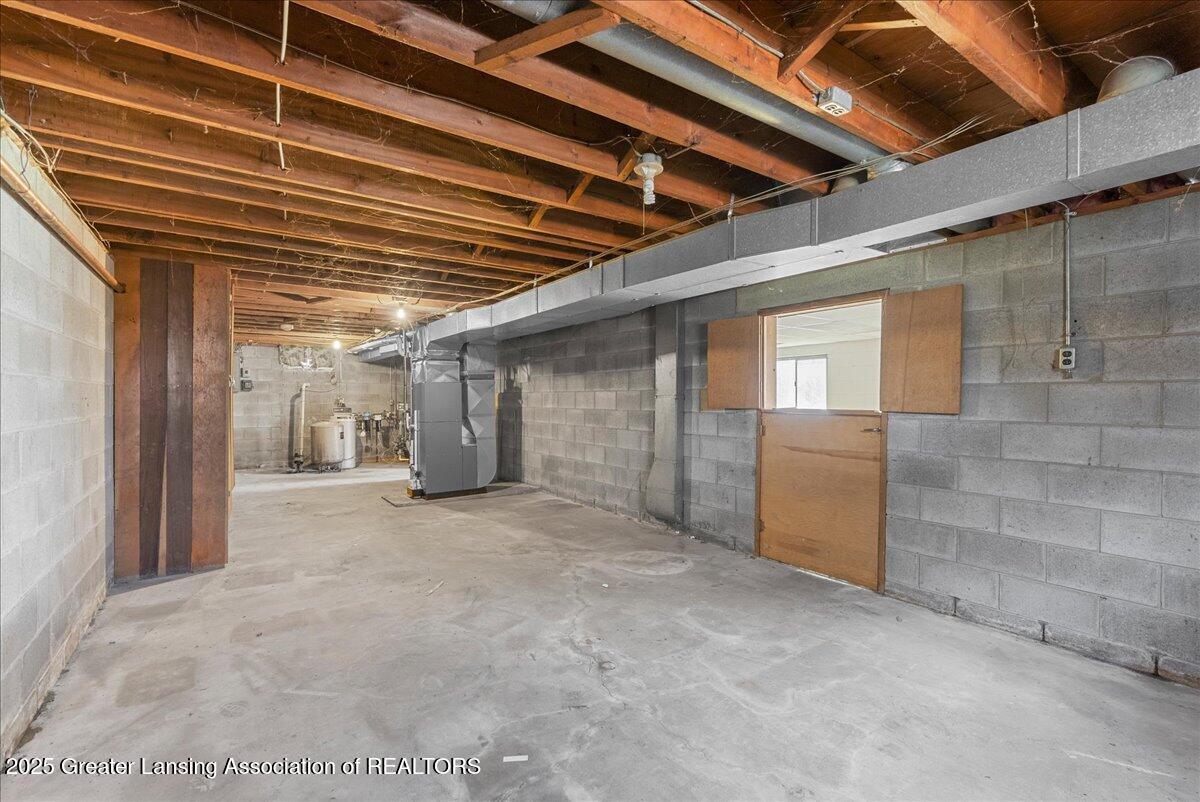 2567 Jolly Road Okemos, MI 48864 - Photo 22 of 30 23-Media Jett - 20