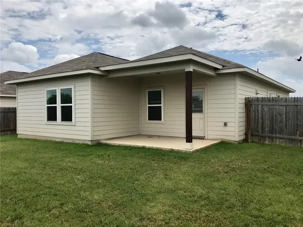 $1,925 | 364 Westminster Drive, Kyle, TX 78640