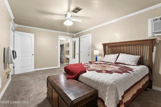 a view of empty room with windows