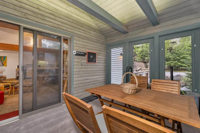 $769,000 | 6 Cliff Road, Unit 1, Lincoln, NH 03251