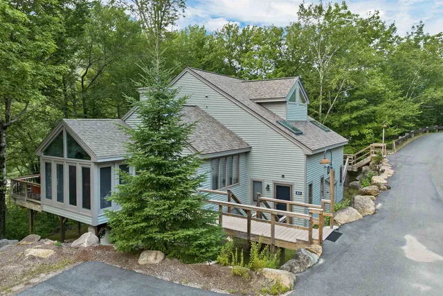 $769,000 | 6 Cliff Road, Unit 1, Lincoln, NH 03251