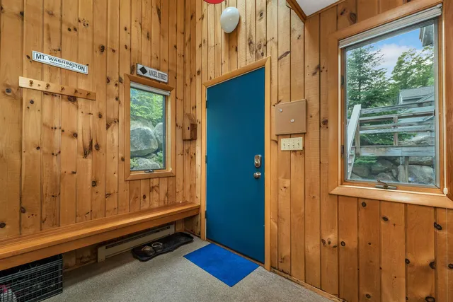 $769,000 | 6 Cliff Road, Unit 1, Lincoln, NH 03251