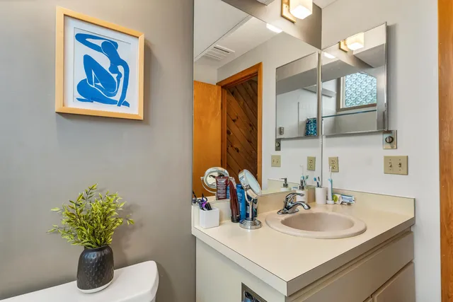 $769,000 | 6 Cliff Road, Unit 1, Lincoln, NH 03251