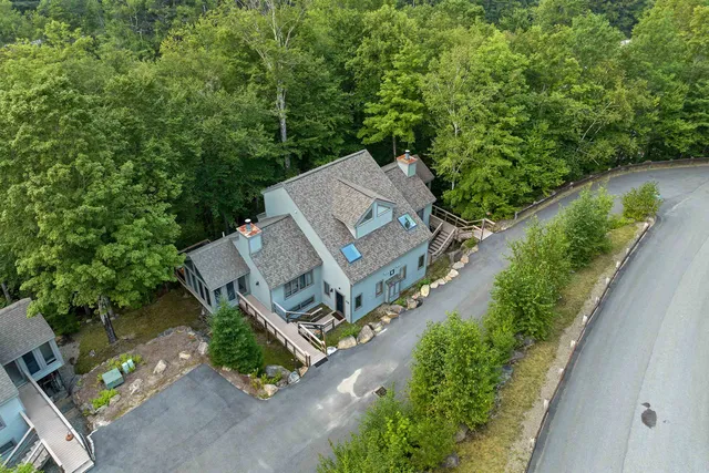 $769,000 | 6 Cliff Road, Unit 1, Lincoln, NH 03251