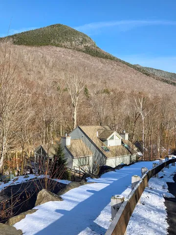 $769,000 | 6 Cliff Road, Unit 1, Lincoln, NH 03251