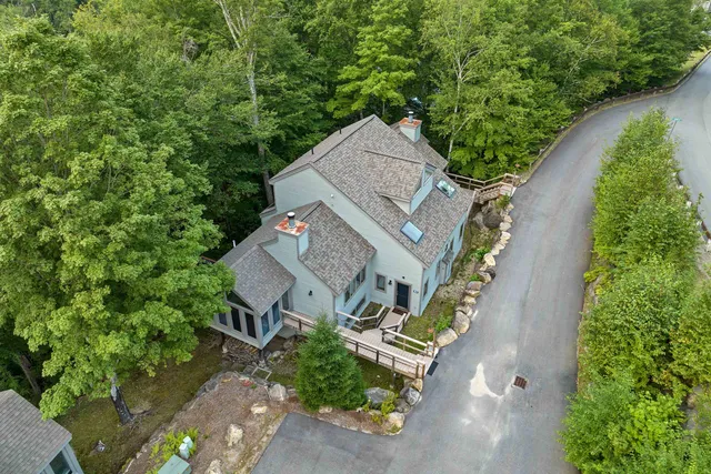 $769,000 | 6 Cliff Road, Unit 1, Lincoln, NH 03251