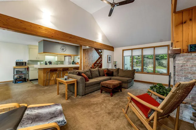 $769,000 | 6 Cliff Road, Unit 1, Lincoln, NH 03251