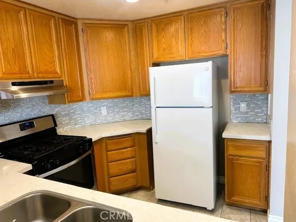 $2,950 | 13046 Sycamore Village Drive, Norwalk, CA 90650