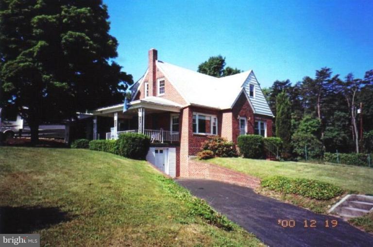 561 Grove Heights Road Berkeley Springs, WV 25411 - Photo 2 of 21 Exterior #2