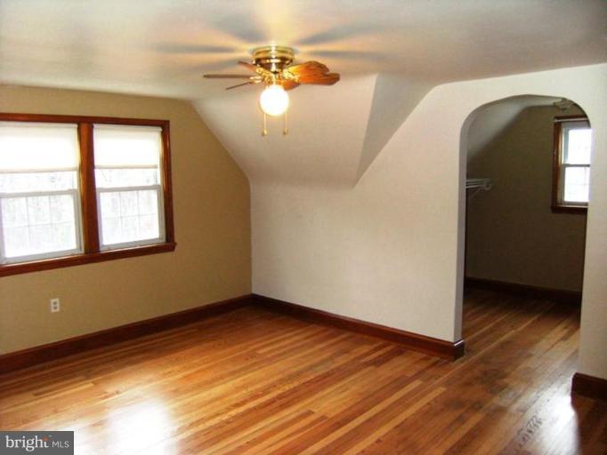561 Grove Heights Road Berkeley Springs, WV 25411 - Photo 18 of 21 Bedroom #2
