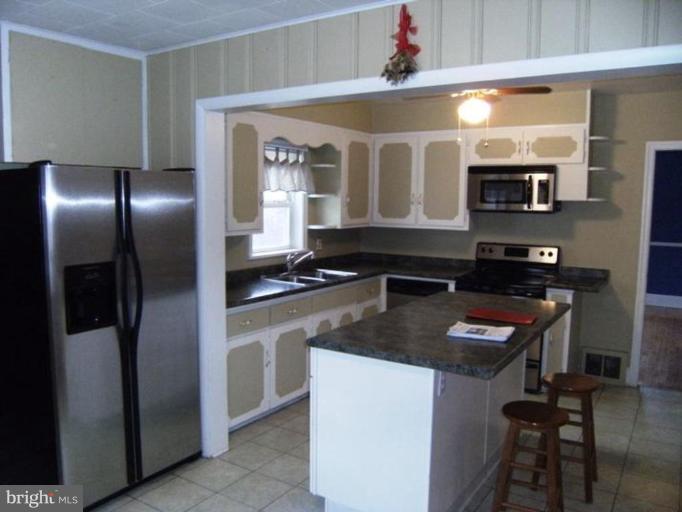 561 Grove Heights Road Berkeley Springs, WV 25411 - Photo 19 of 21 Unique #1