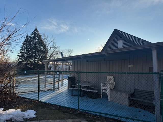 1198 Royal Glen Drive, Unit 204E Glen Ellyn, IL 60137 - Photo 4 of 24