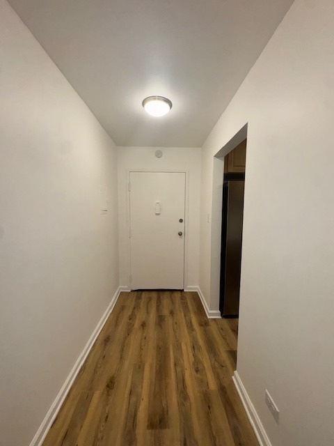 1198 Royal Glen Drive, Unit 204E Glen Ellyn, IL 60137 - Photo 10 of 24