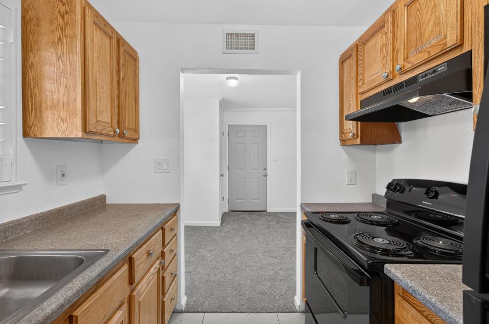 5948 Walerga Road, Unit 4 Sacramento, CA 95842 - Photo 13 of 33
