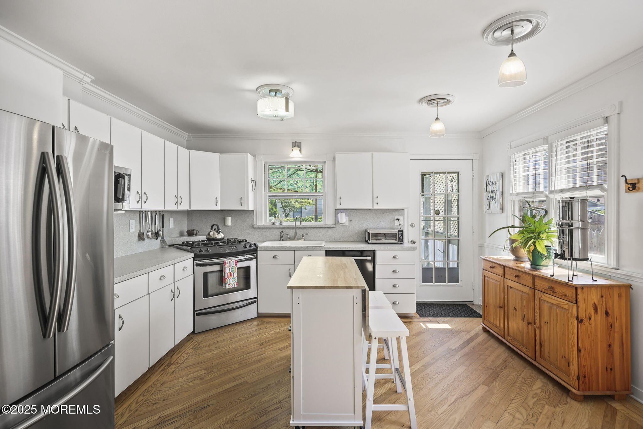 505 Moore Road Neptune Township, NJ 07753 - Photo 11 of 44 12-web-or-mls-LPM_4499
