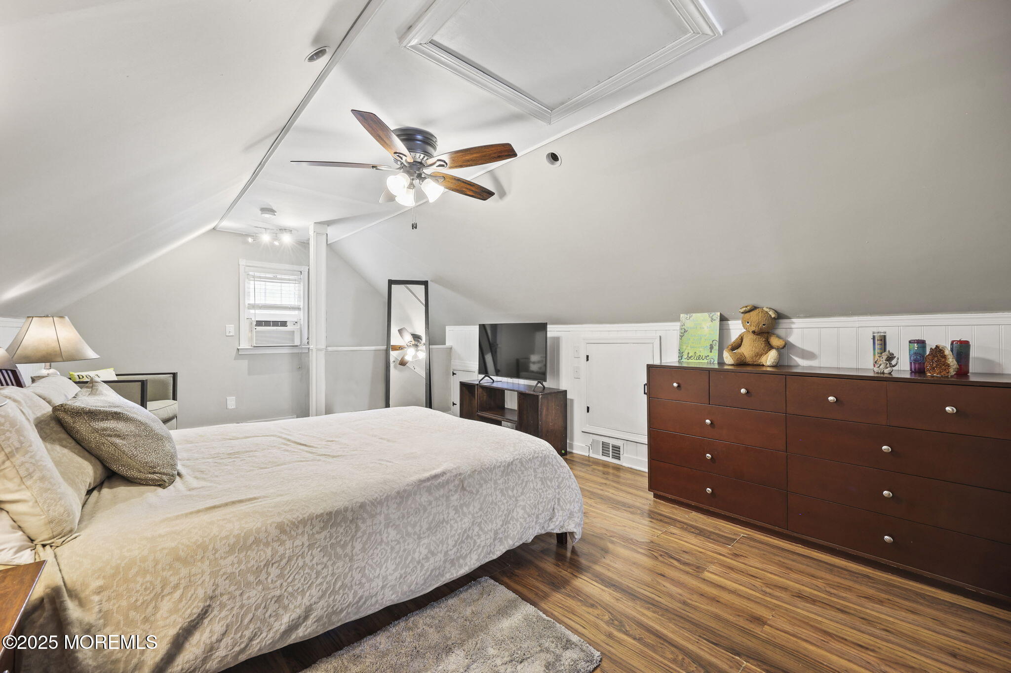 505 Moore Road Neptune Township, NJ 07753 - Photo 15 of 44 24-web-or-mls-LPM_4589