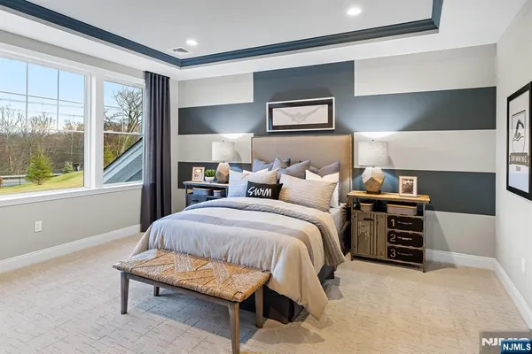 $1,549,000 | 3 Woodmont Circle, River Vale, NJ 07675