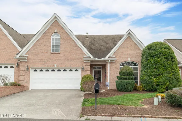 $434,900 | 1128 Creekside Village Way, Seymour, TN 37865