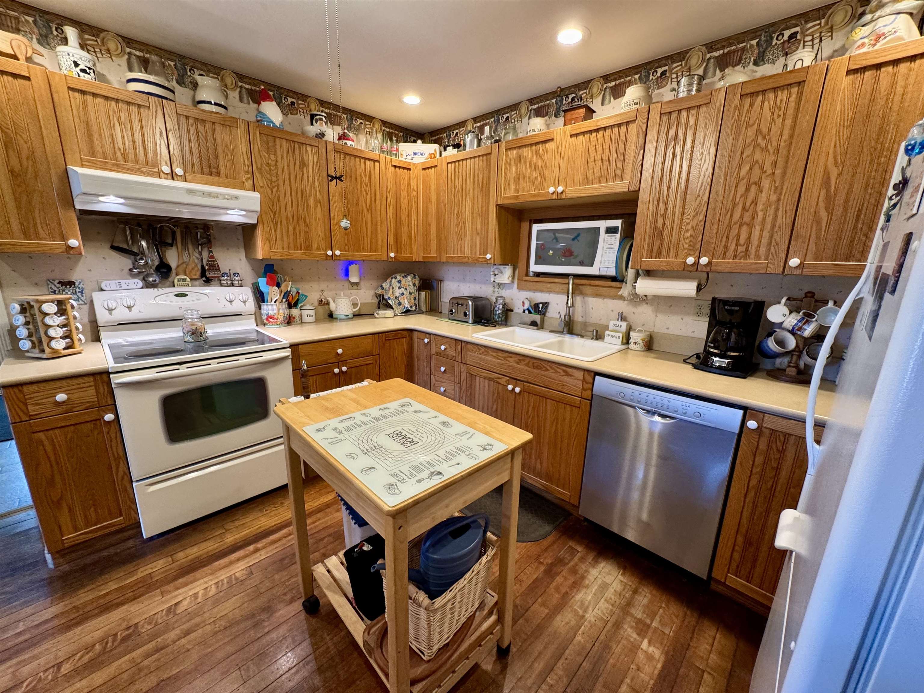 1098 Creamery Road Ryegate, VT 05069 - Photo 12 of 46