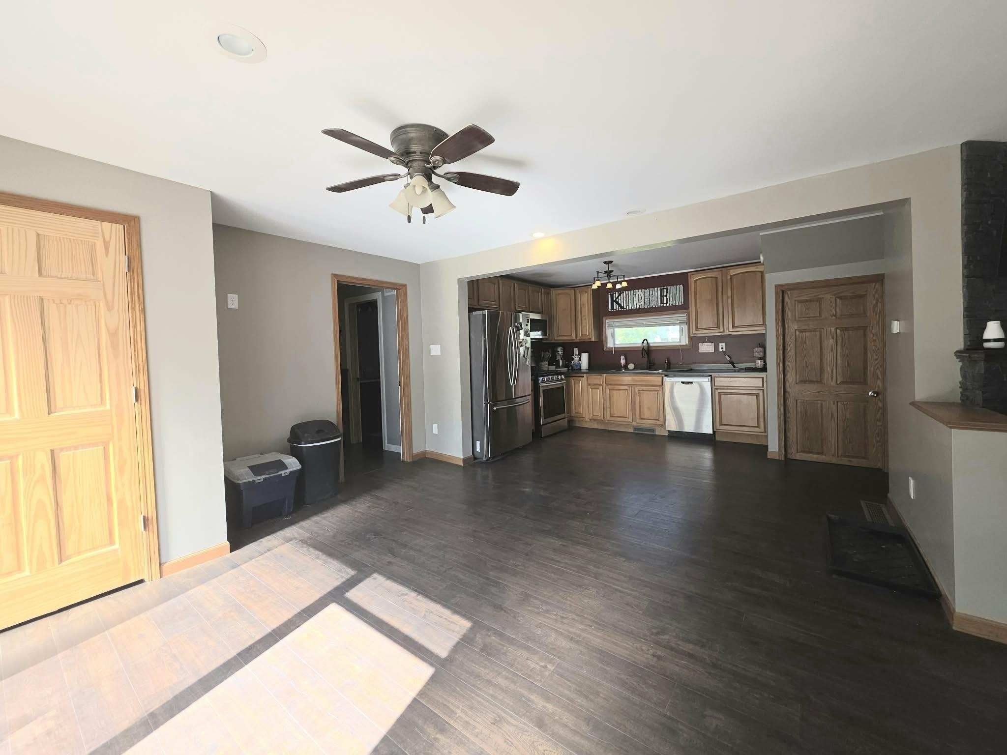 102 East State Road Mount Carroll, IL 61053 - Photo 13 of 31 Gallery Image 13