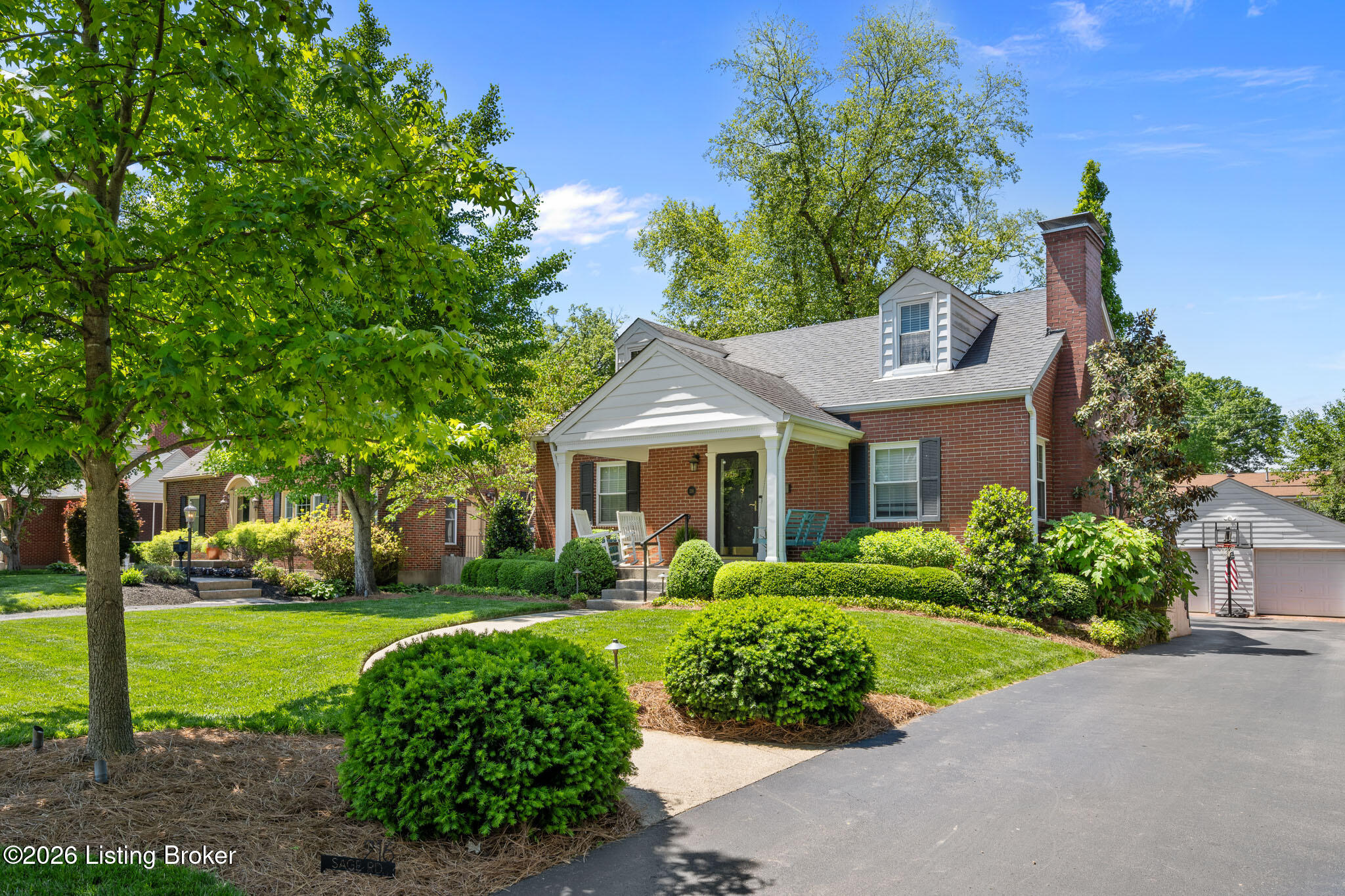 216 Sage Road Louisville, KY 40207 - Photo 12 of 85 216 Sage Rd_exteriors-1