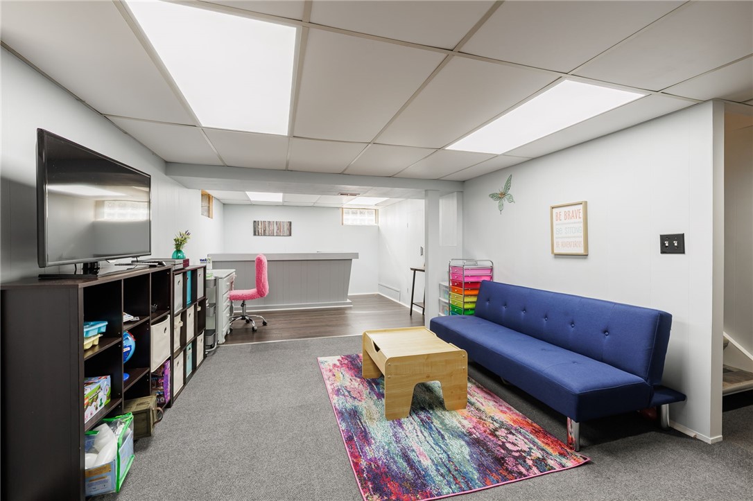 711 Embury Road Penfield, NY 14625 - Photo 23 of 33