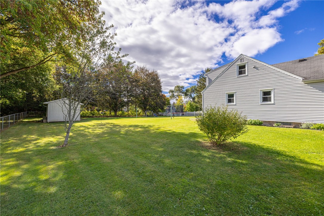 711 Embury Road Penfield, NY 14625 - Photo 28 of 33