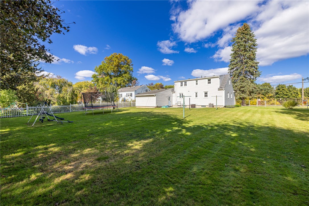 711 Embury Road Penfield, NY 14625 - Photo 30 of 33