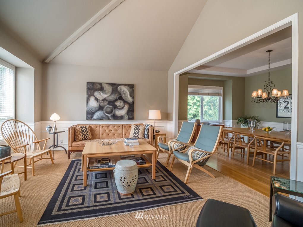 15510 Southeast 133rd Street Renton, WA 98059 - Photo 2 of 25