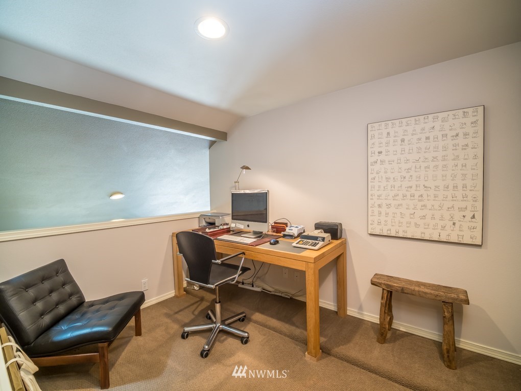 15510 Southeast 133rd Street Renton, WA 98059 - Photo 17 of 25