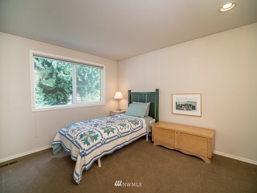 15510 Southeast 133rd Street Renton, WA 98059 - Photo 22 of 25