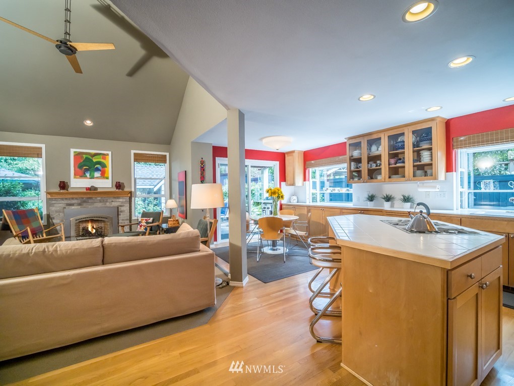 15510 Southeast 133rd Street Renton, WA 98059 - Photo 6 of 25