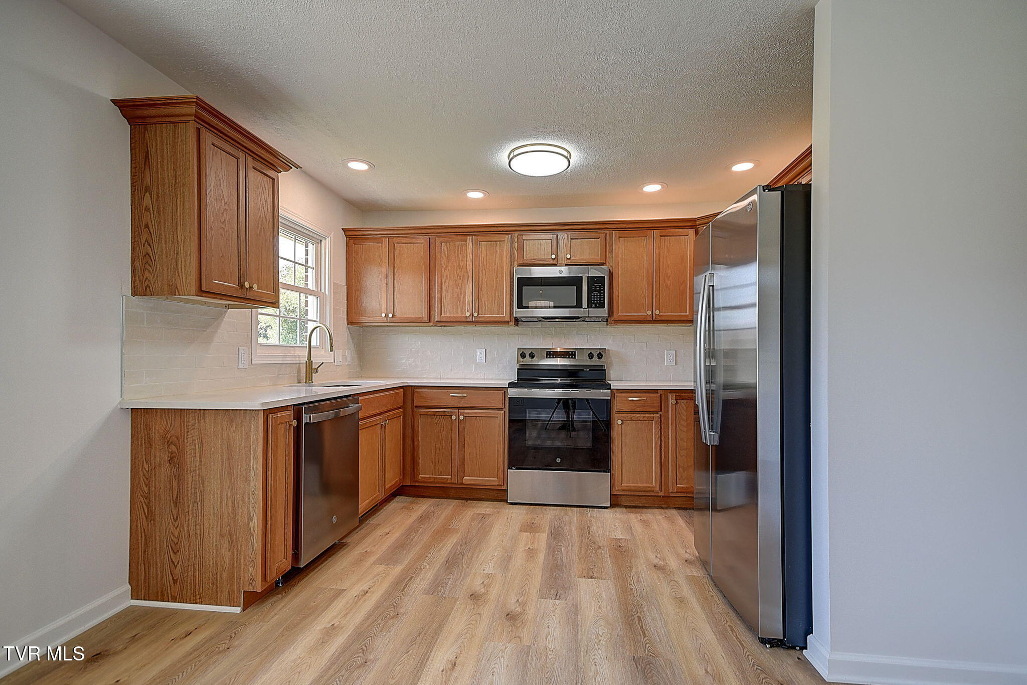 689 Liberty Church Road Kingsport, TN 37663 - Photo 13 of 46 25-web-or-mls-689 Liberty Church LG-13