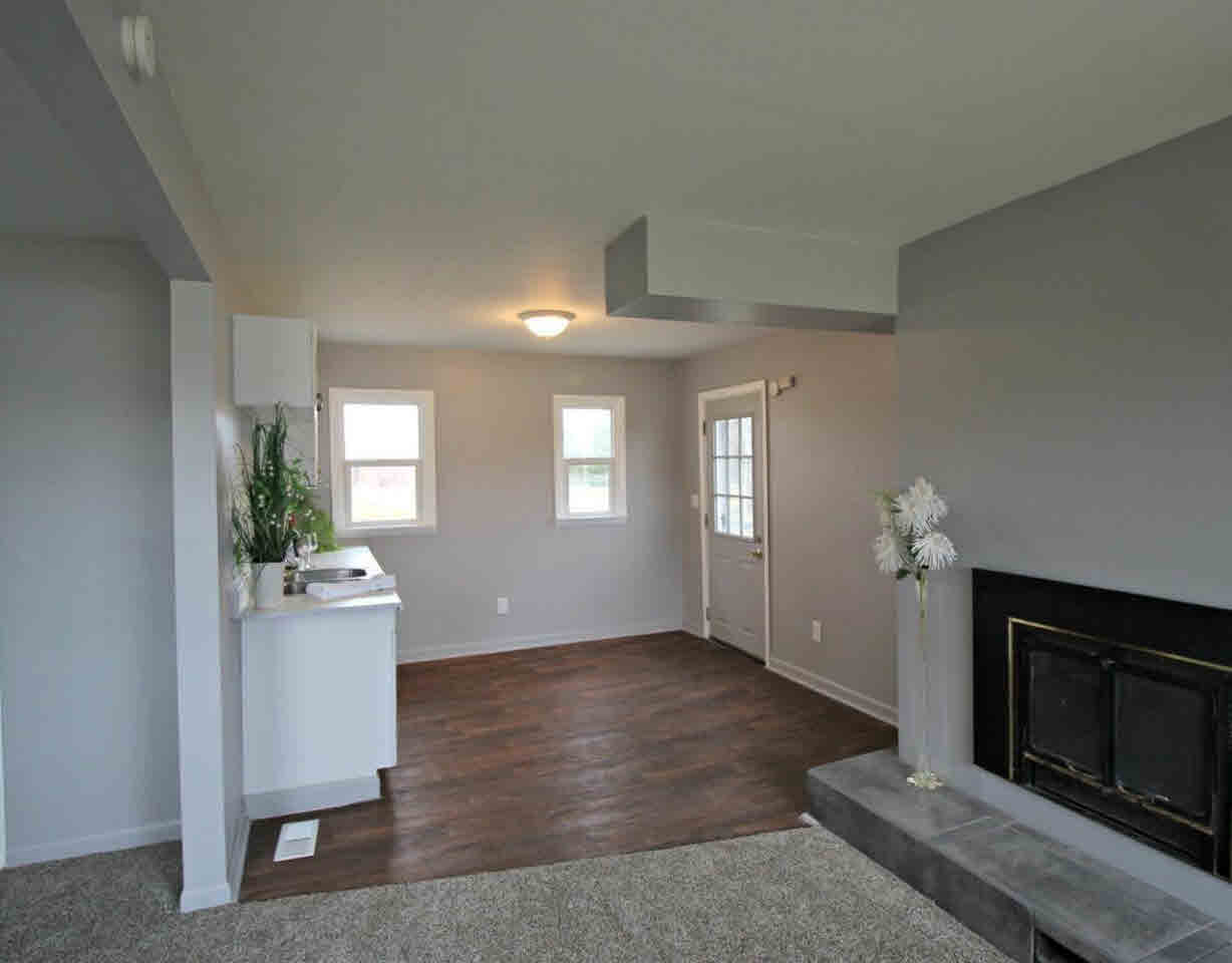 7074 Johnson Road Flushing, MI 48433 - Photo 6 of 16 21276816-5.JPG