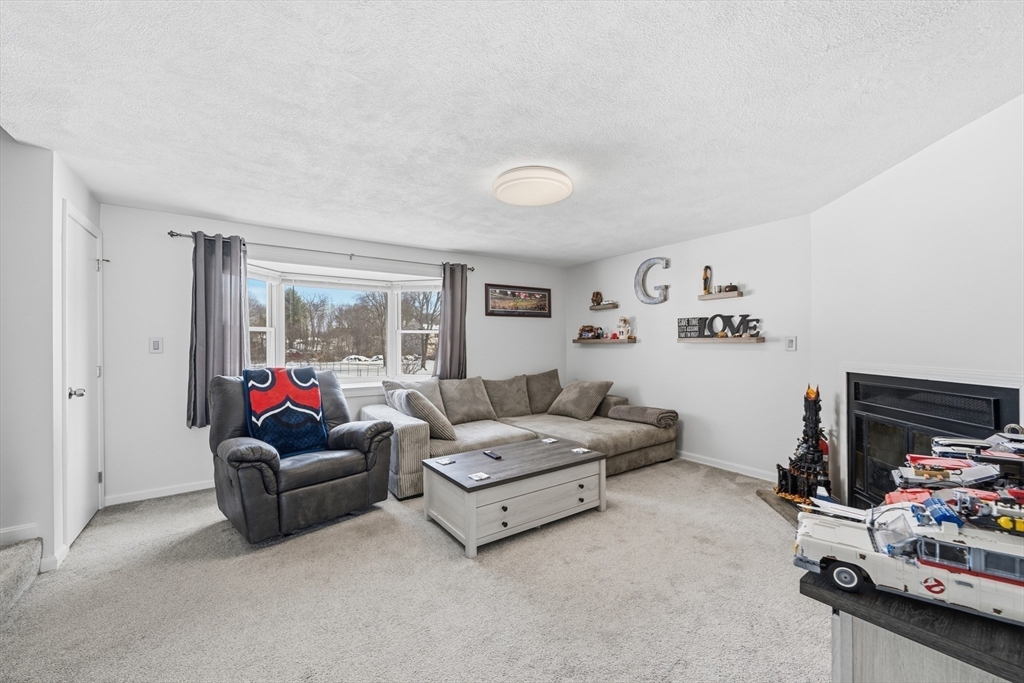 91 Frederick Street, Unit 77 Dracut, MA 01826 - Photo 16 of 39