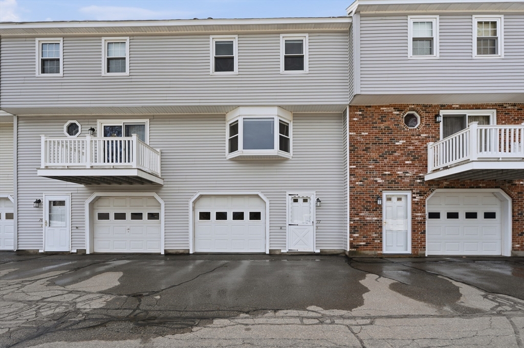 91 Frederick Street, Unit 77 Dracut, MA 01826 - Photo 3 of 39