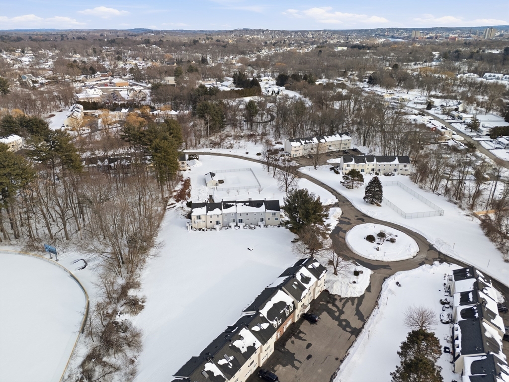 91 Frederick Street, Unit 77 Dracut, MA 01826 - Photo 34 of 39