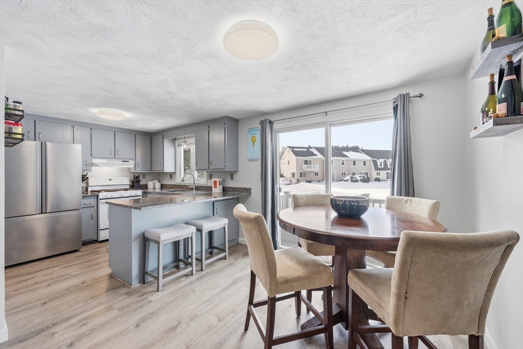 91 Frederick Street, Unit 77 Dracut, MA 01826 - Photo 6 of 39