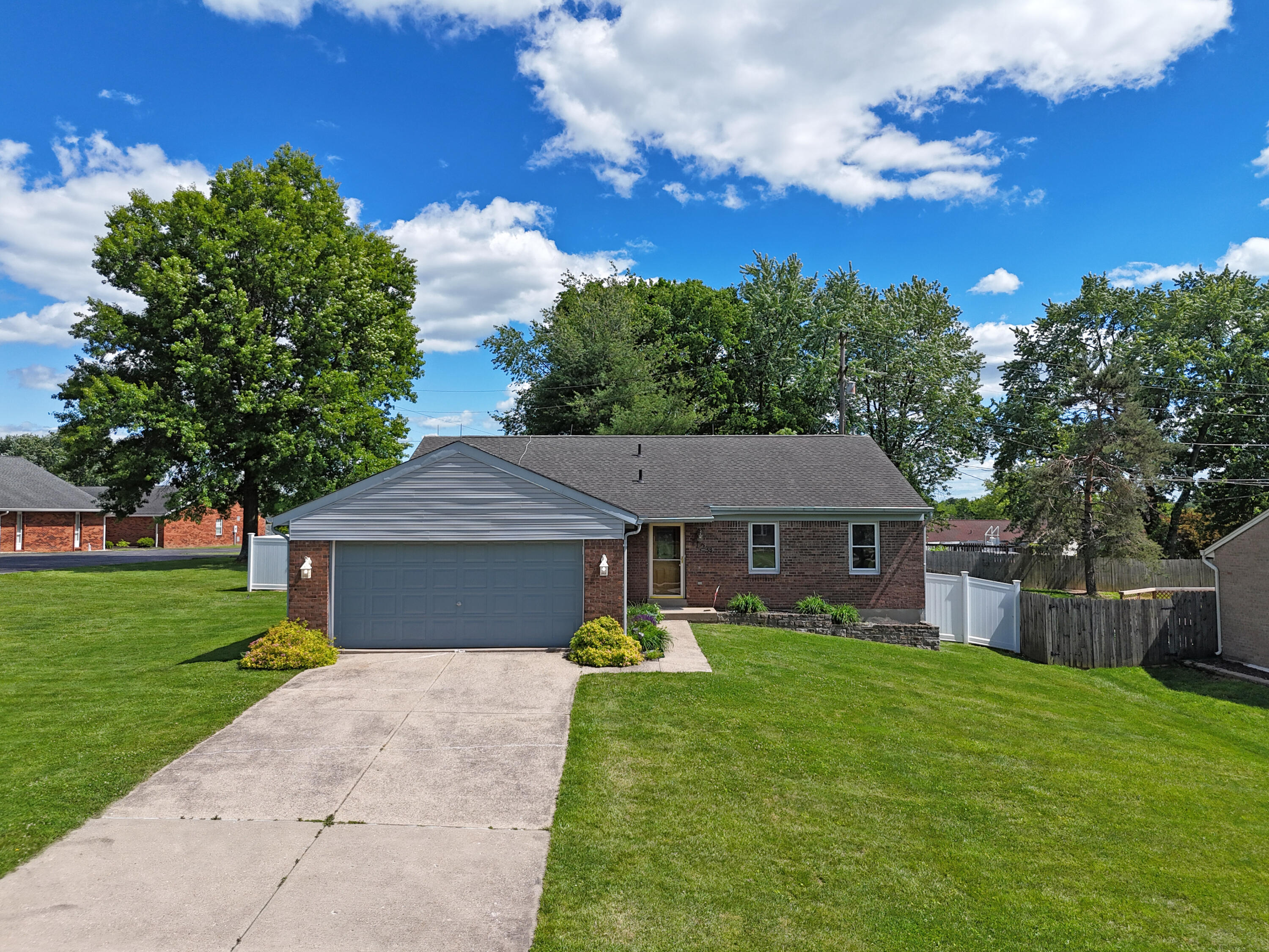 1129 Cayton Road Florence, KY 41042 - Photo 34 of 37
