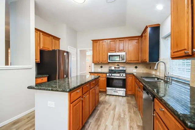 $2,205 | 1414 Summer Rain Drive, Houston, TX 77339