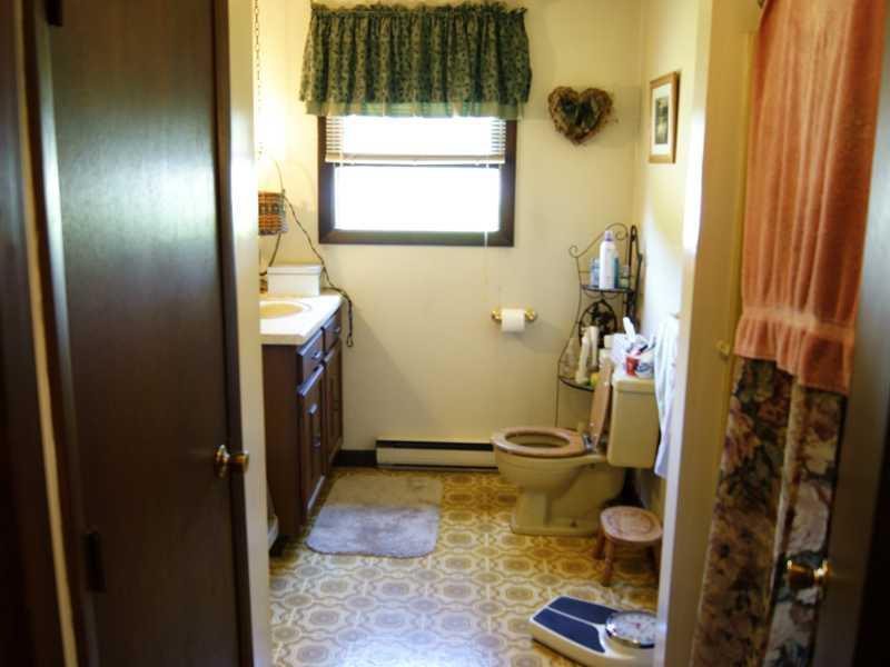 87 Lane Road Greene, ME 04236 - Photo 14 of 15 Bathroom.
