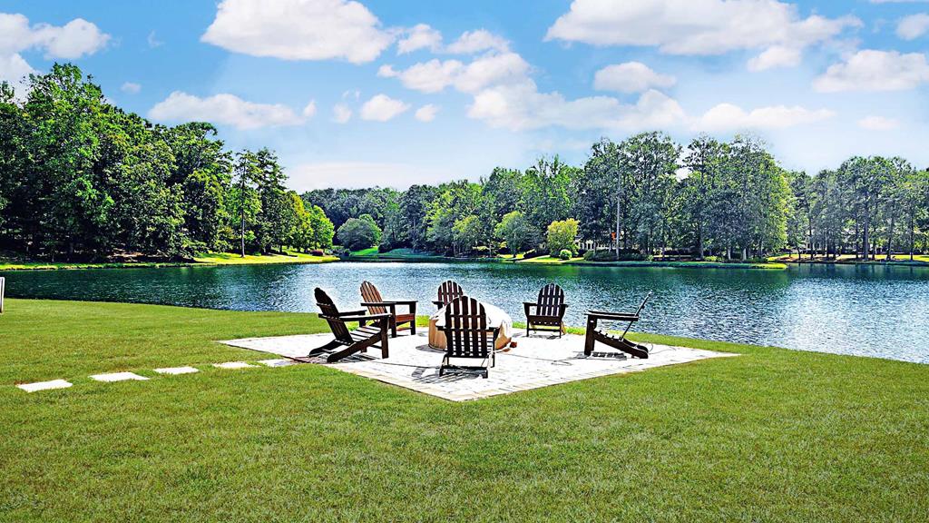 306 Parkwood Road Greenwood, SC 29646 - Photo 40 of 44